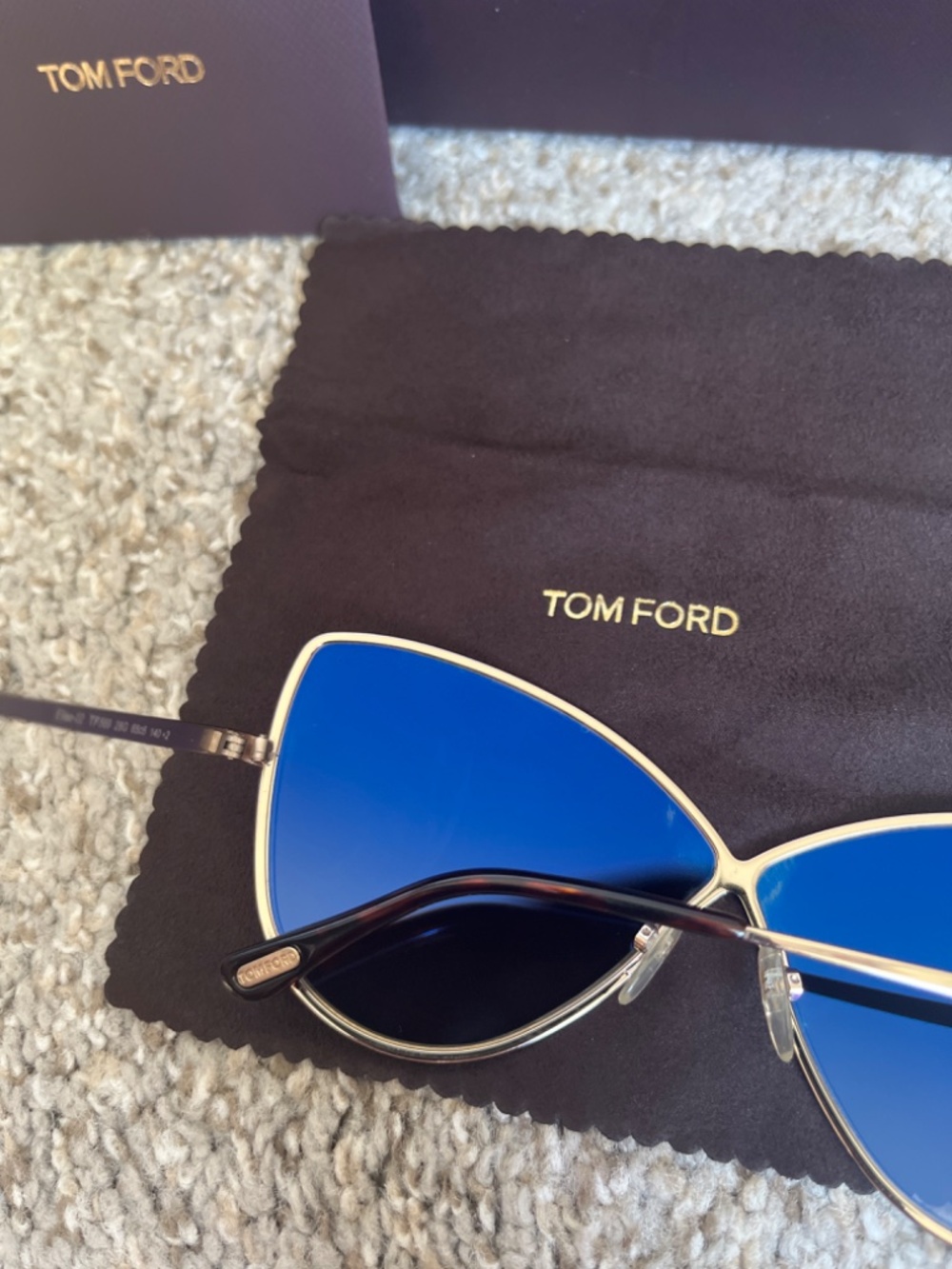 Tom Ford Sunglasses - Picture 9 of 11